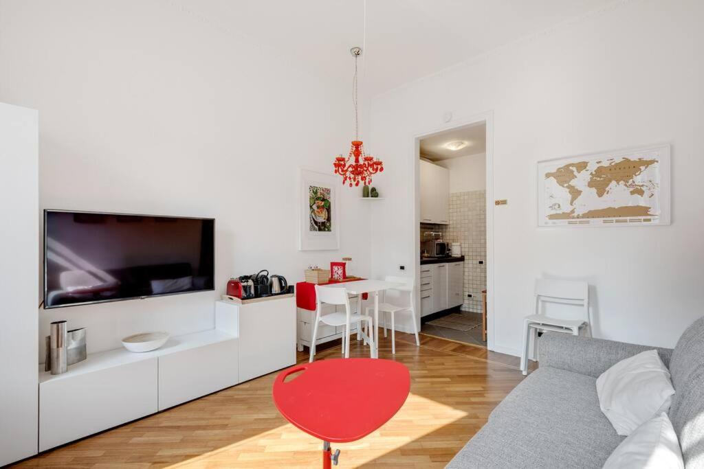 Easylife - Bello e Luminoso Flat in zona Centrale photo 1