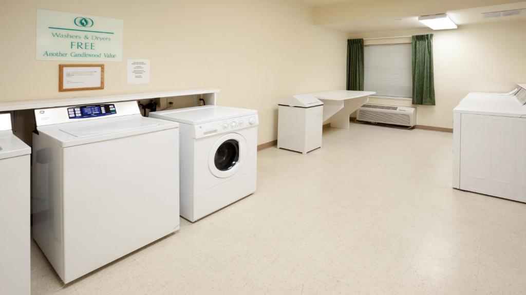 Candlewood Suites Austin-Round Rock, an IHG Hotel photo 4