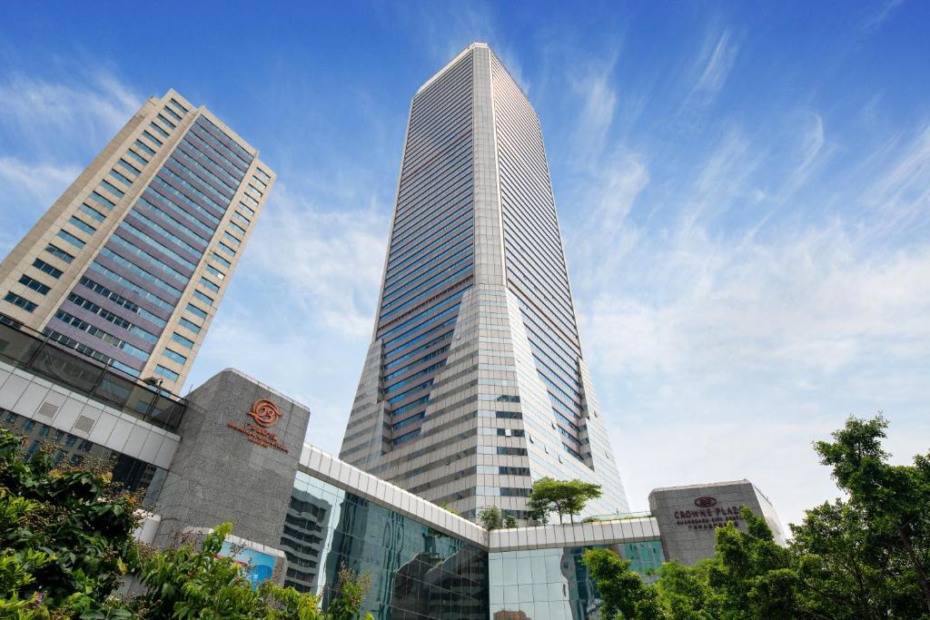 Crowne Plaza Guangzhou City Centre, an IHG Hotel - Free Canton Fair Shuttle Bus and Registration Counter photo 2