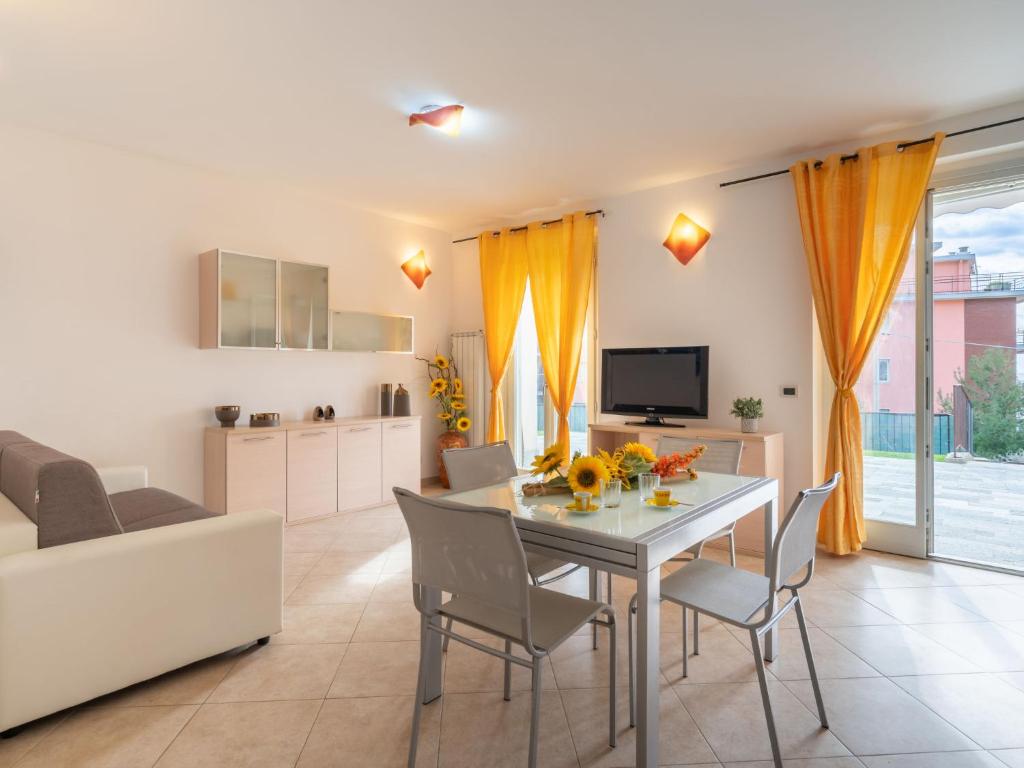 Apartment Riva Mare by Interhome photo 3