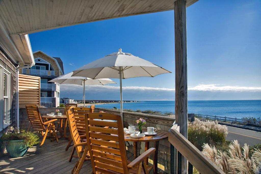 Inn on the Sound image
