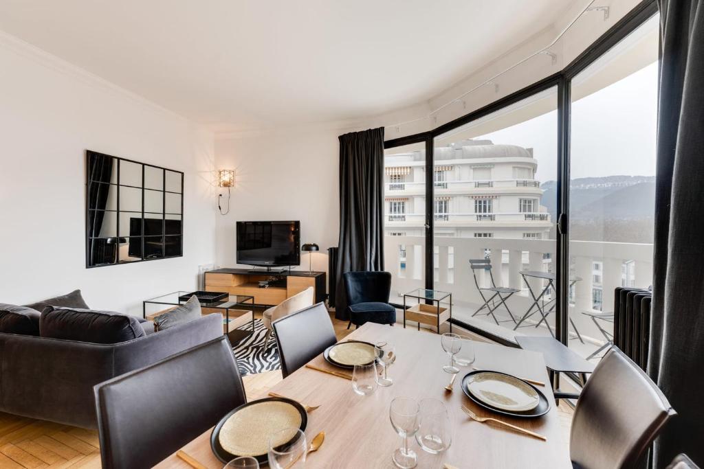 Le Panoramique - 75 sq m apartment with balcony in the heart of Annecy photo 1