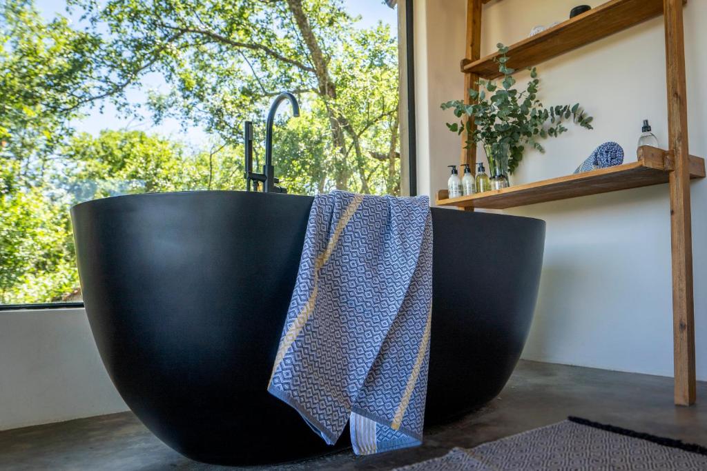 Sasi Africa Luxury Tented Bush Lodge photo 2