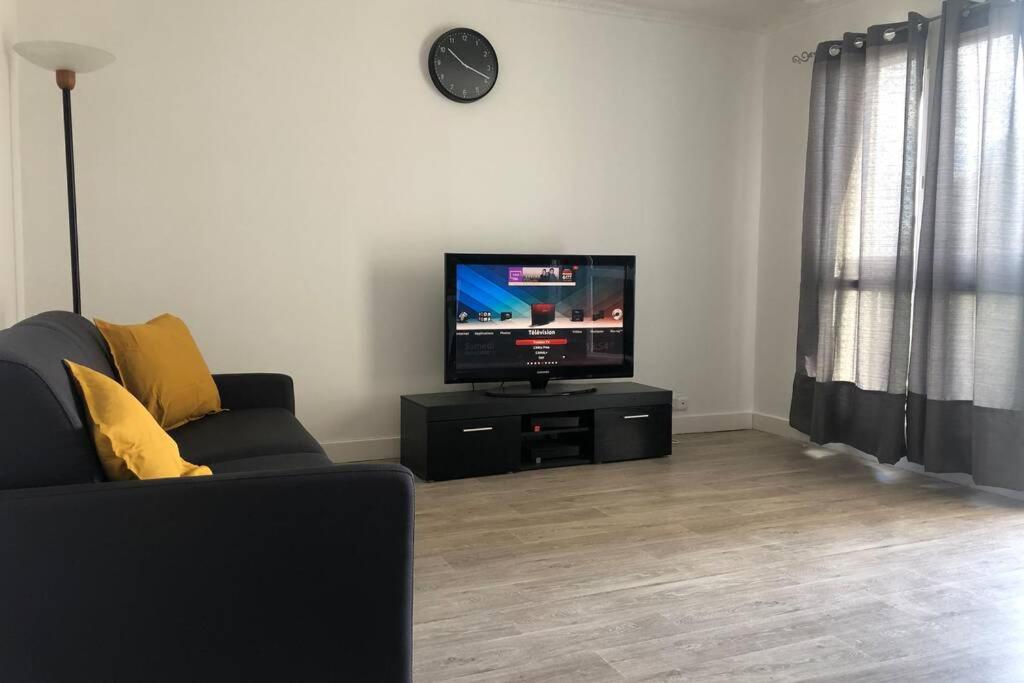 02 Bedrooms-Paris-Disneyland-WiFi- Parking-RER A photo 3