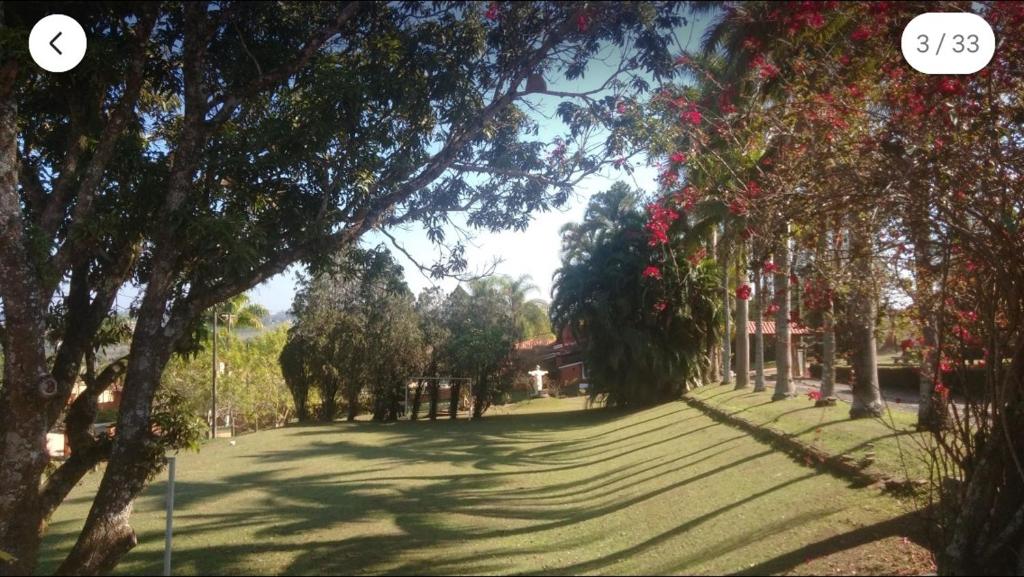 Linda Chácara - Águas de São Pedro - Próximo ao Parque Thermas photo 4