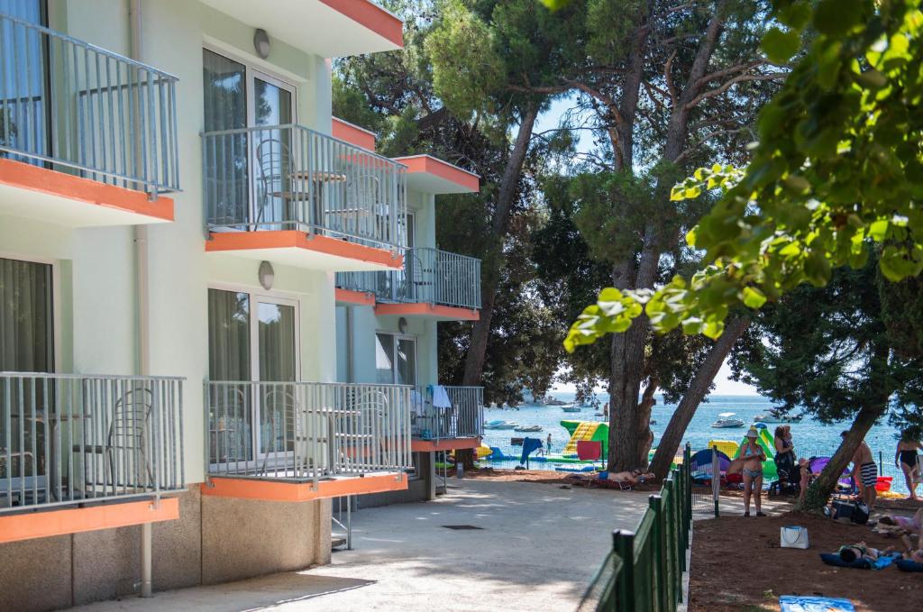 Centinera Apartments photo 2