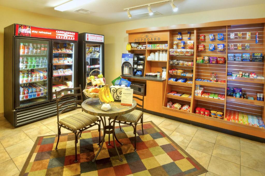 Candlewood Suites Fort Stockton, an IHG Hotel photo 3