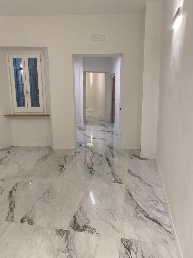 VANNUCCI 71 APT photo 2