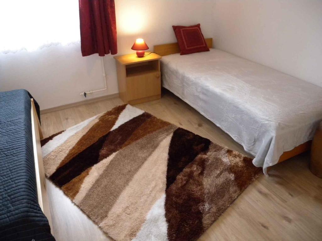 Apartments in Balatonkeresztur 37924 photo 1