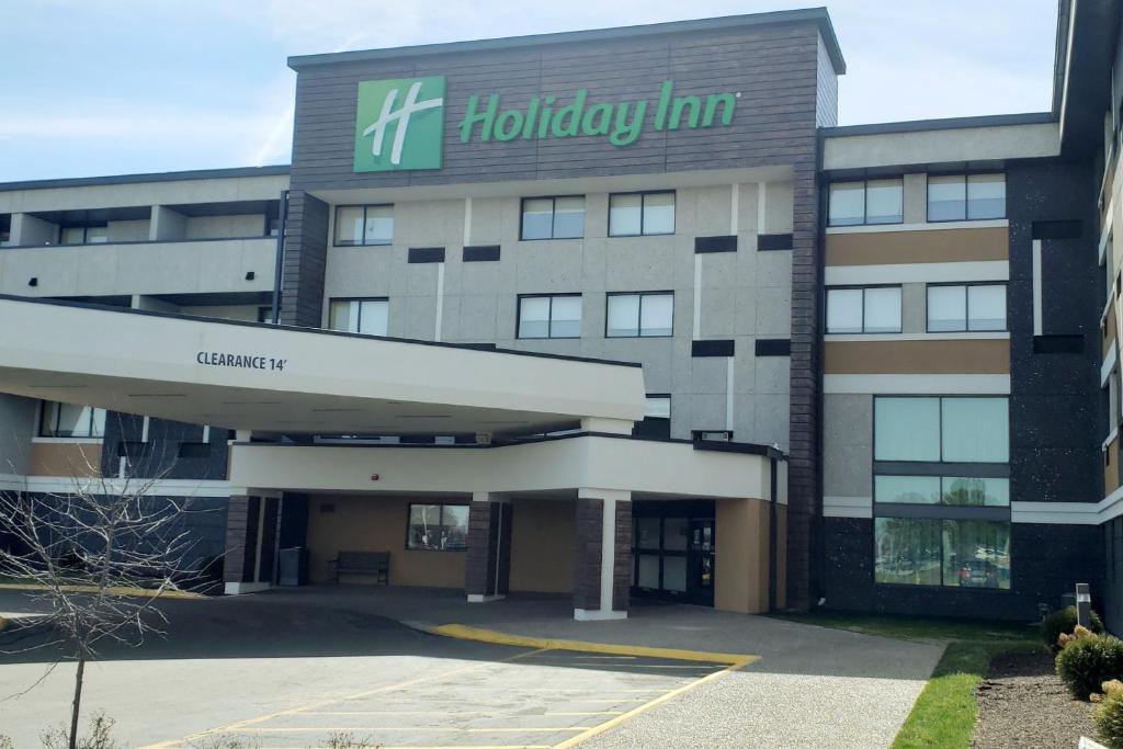Holiday Inn Indianapolis Airport Area N, an IHG Hotel image