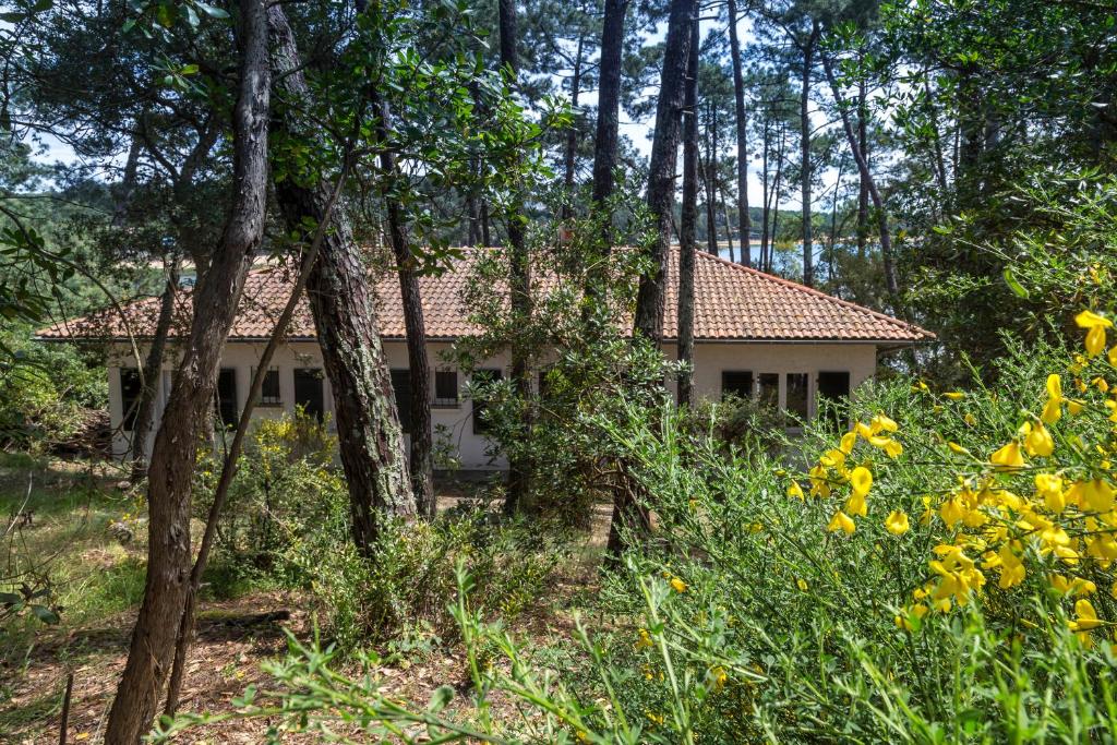 Villa Le Menez Avec Vue Sur Le Lac Marin Pour 10 Personnes photo 1