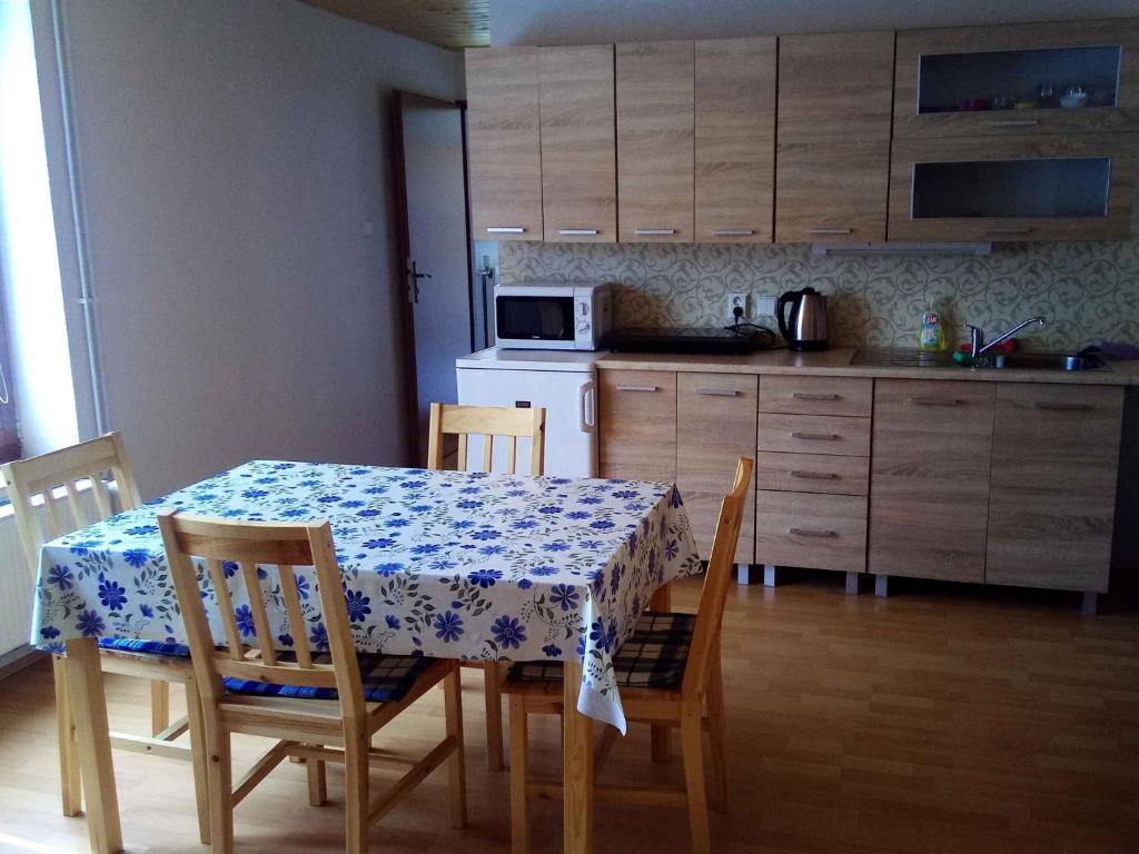 Holiday home in Pernink/Erzgebirge 34318 photo 4