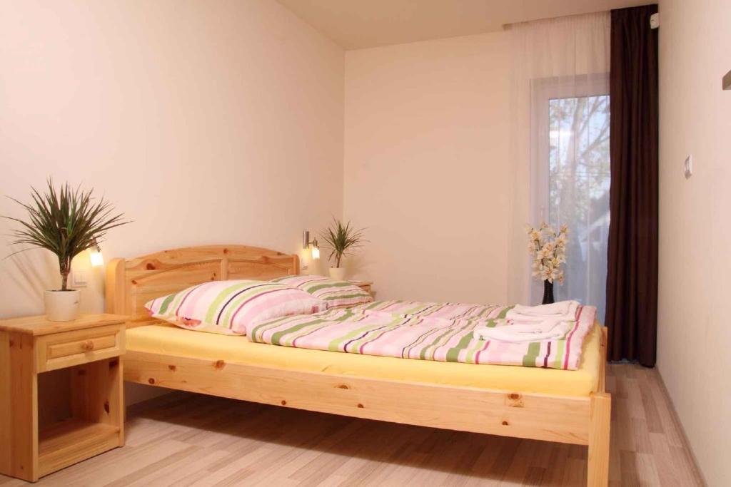 Holiday Homes in Balatonszarszo 20090 photo 4