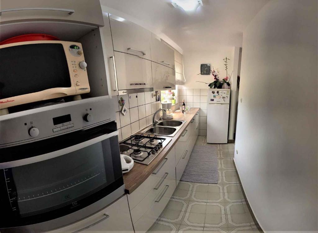 Apartment in Krsan 8830 photo 4
