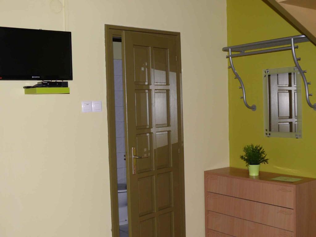 Apartment in Balatonkeresztur 35398 photo 2