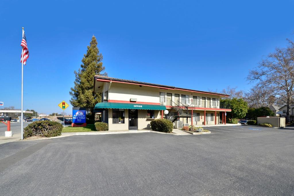 Atascadero Inn image