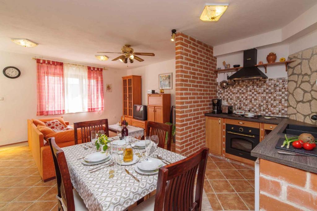 Holiday home in Saftici 26679 photo 1