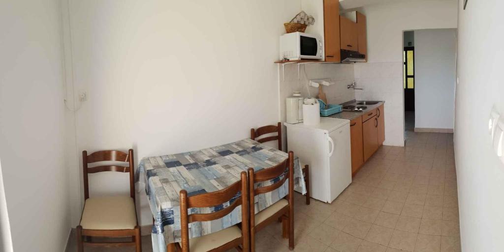 Apartment Lopar 11 photo 1