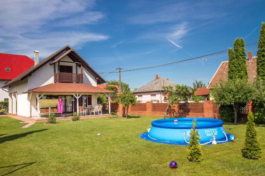 Holiday home in Balatonkeresztur 19252 photo 3