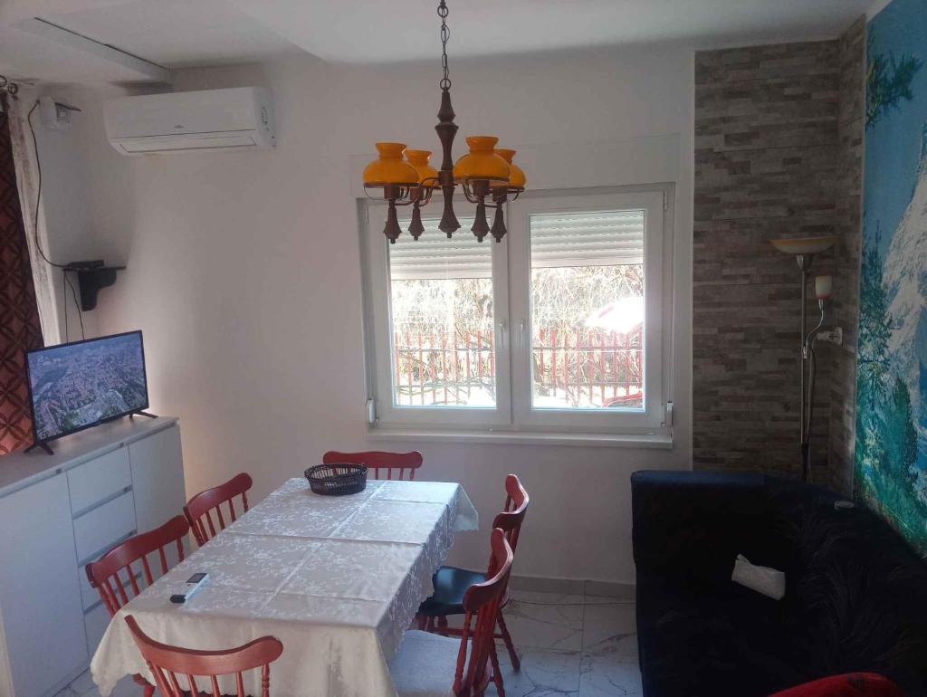 Holiday home in Balatonfenyves 18465 photo 2