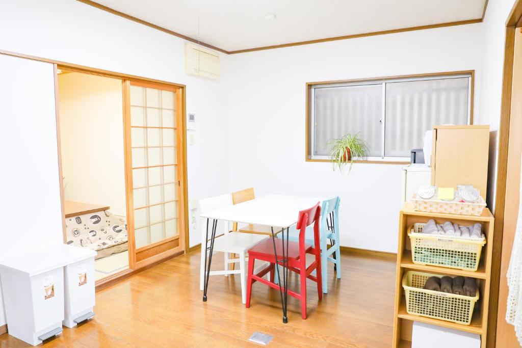 HAT Koizumi, near from JR Koizumi station 大和小泉駅徒歩2分の貸切一軒家 photo 4