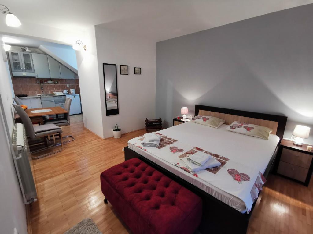 Apartment Vukasevic photo 2
