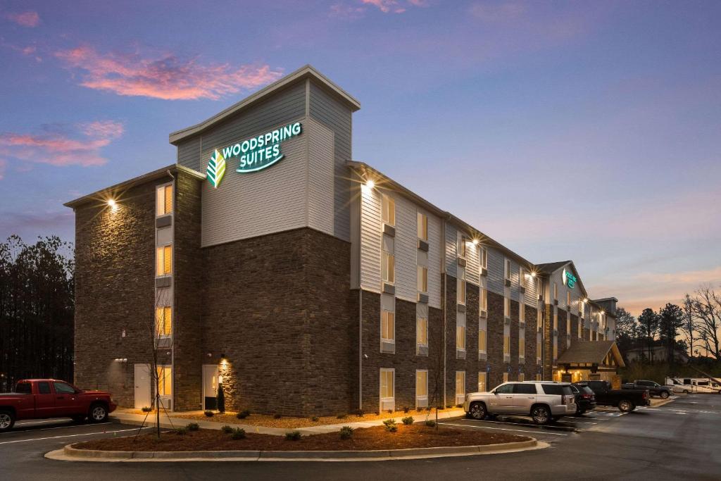 WoodSpring Suites Atlanta Newnan image