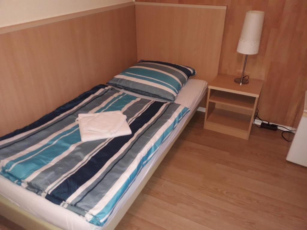 City Boardinghouse Alsdorf photo 4