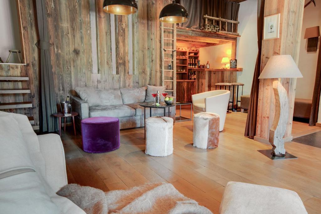 Chalet Bizet - A touch of Parisian design in the Alps photo 2