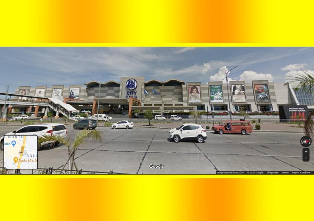 Festive Walk Mall & SM City Area Room w/ WiFi (BR) photo 3