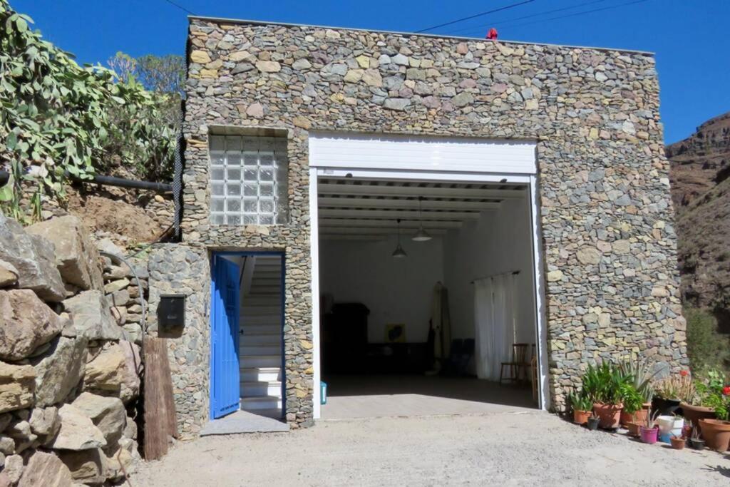 Casa con piscina privada en Cercados de Espino photo 2