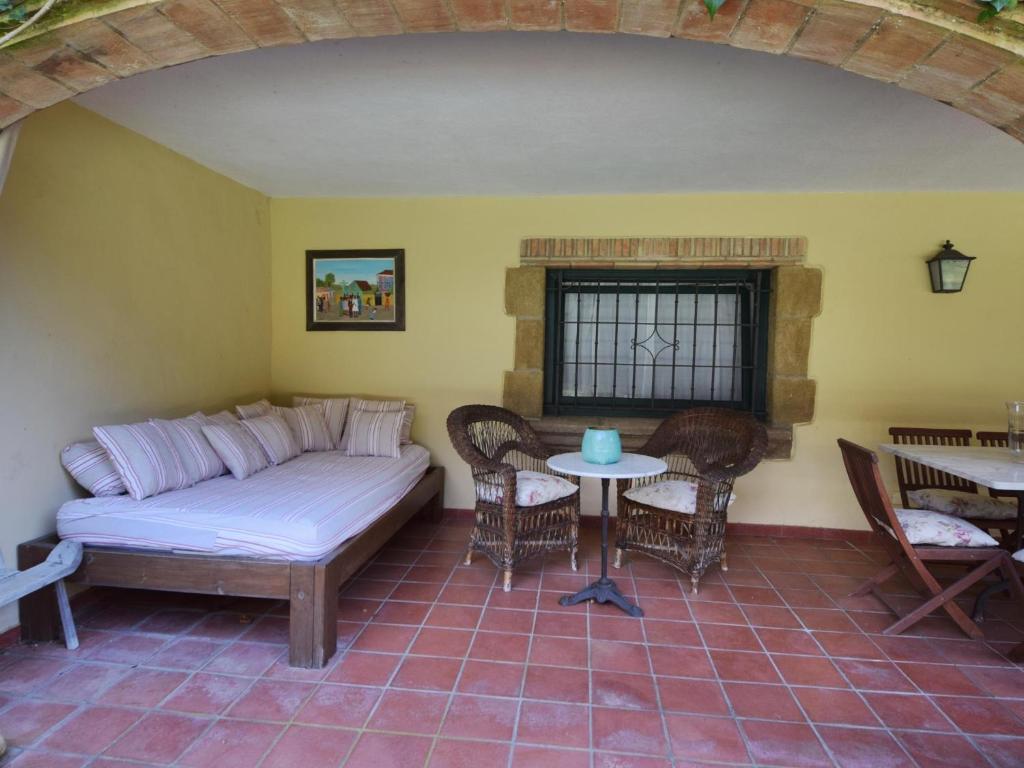 Villa swing photo 1