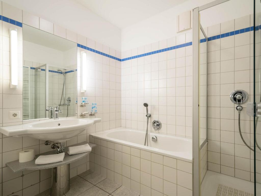 Kaiservillen Heringsdorf - Ferienwohnung mit 1 Schlafzimmer und Terrasse D102 photo 4