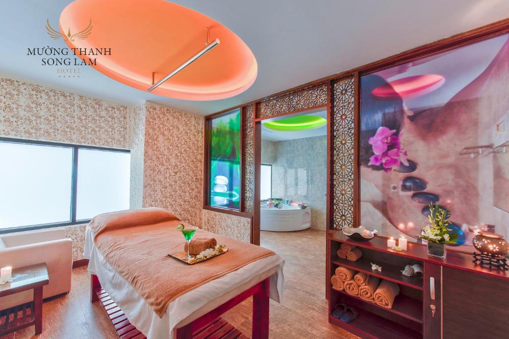 Muong Thanh Luxury Song Lam Hotel