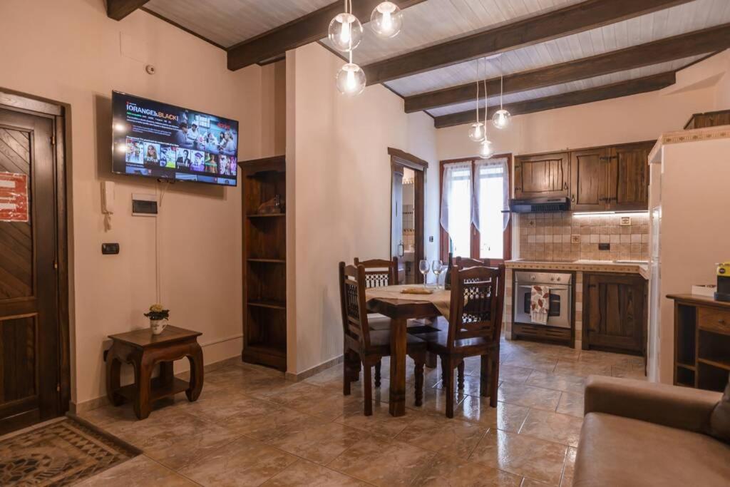 Miguel House photo 1