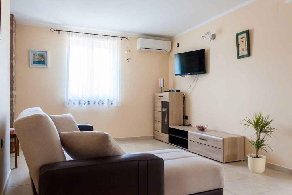 Apartment in Porat/Insel Krk 13159 photo 1