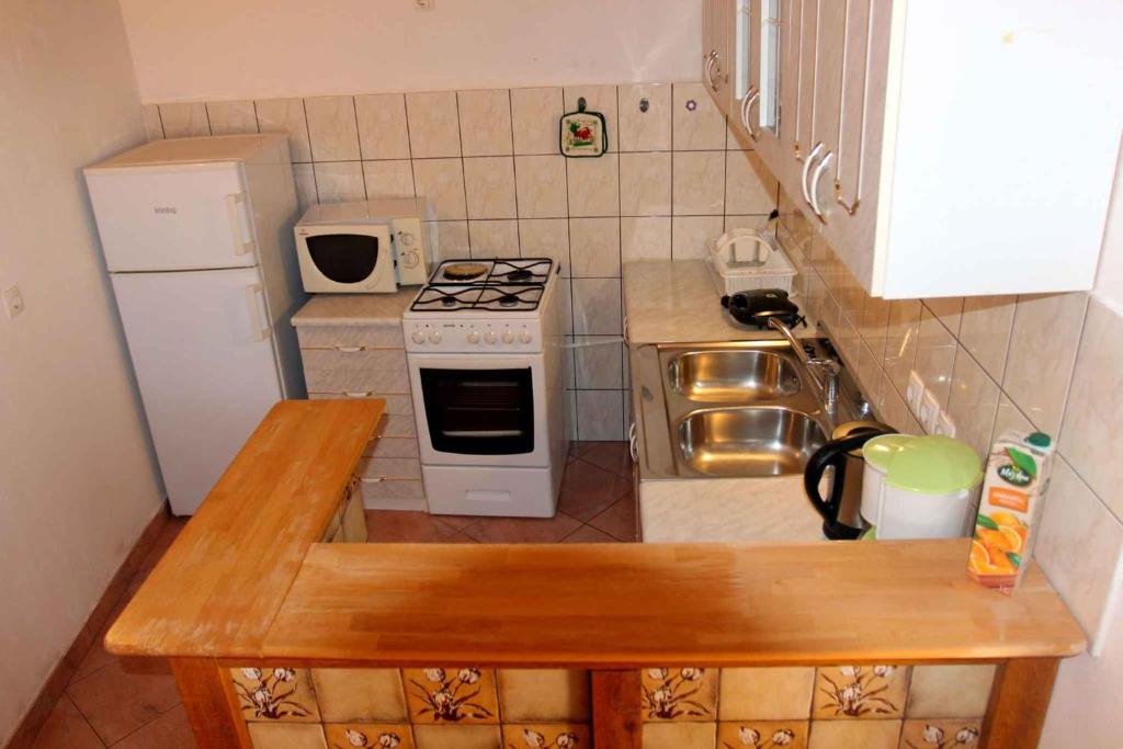 One-Bedroom Holiday Home in Povile I photo 3
