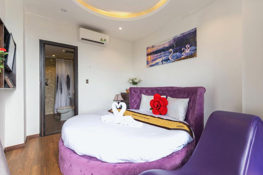 Khách sạn Hoàng Trinh