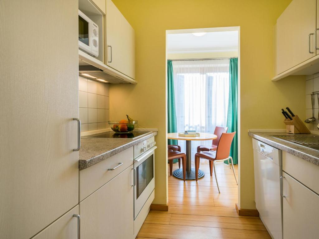 Kaiservillen Heringsdorf - Ferienwohnung mit 1 Schlafzimmer und Balkon D122 photo 2