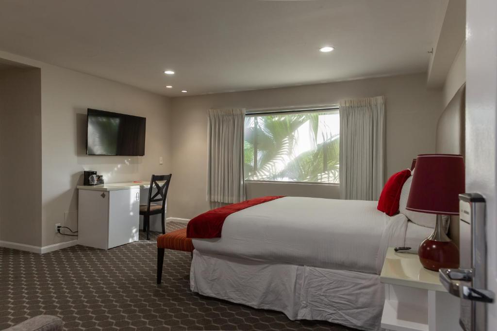 Двухместный (Стандартный номер с кроватью размера «king-size»), Shelter Hotel Los Angeles