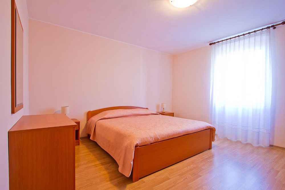 Two-Bedroom Apartment in Novigrad IV photo 1
