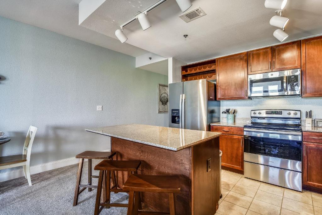 Laketown Wharf Resort #226 by Book That Condo photo 2