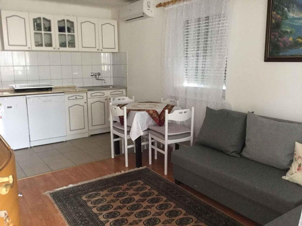 Holiday Home Balatonbereny 16 photo 2