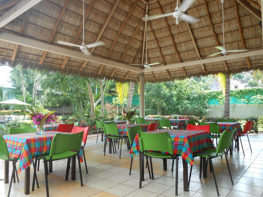 Hotel Parotas Manzanillo photo 2