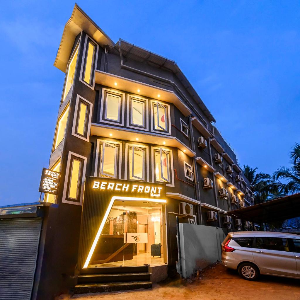 Двухместный (Двухместный номер Делюкс с 1 кроватью), BEACHFRONT RESORT