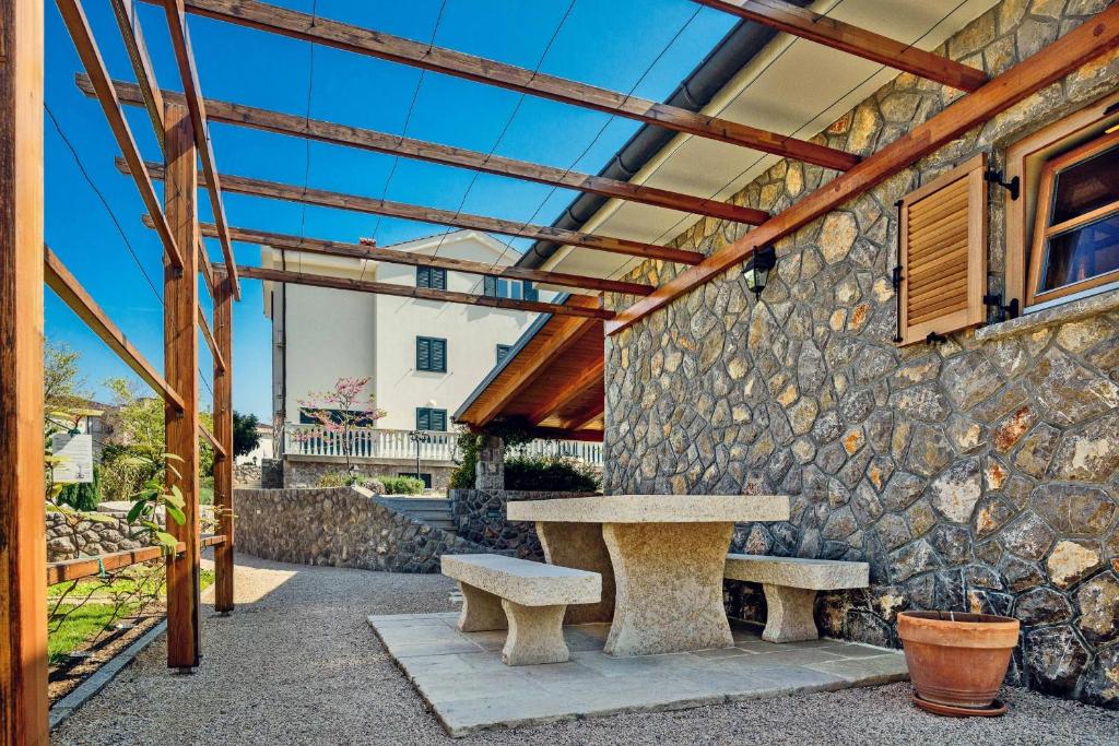 Stone House Luka photo 1