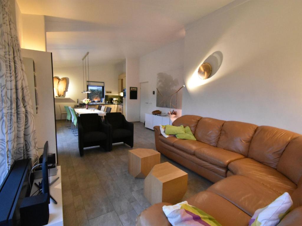 Lavish Villa in Kamperland with Garden photo 4