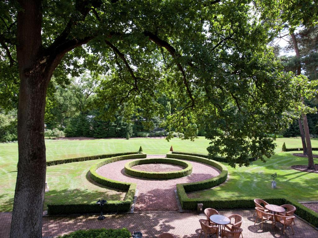 Country house in nature photo 2