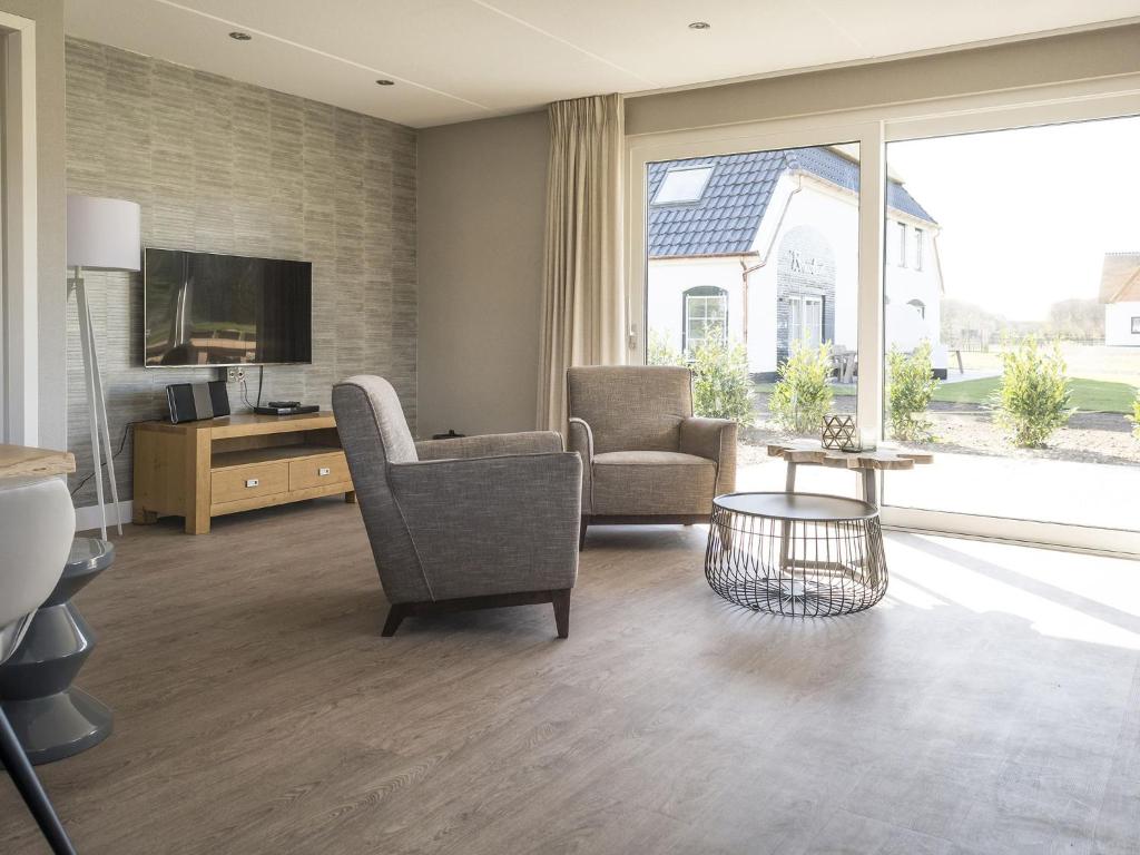 Villa in De Cocksdorp with stunning views photo 4
