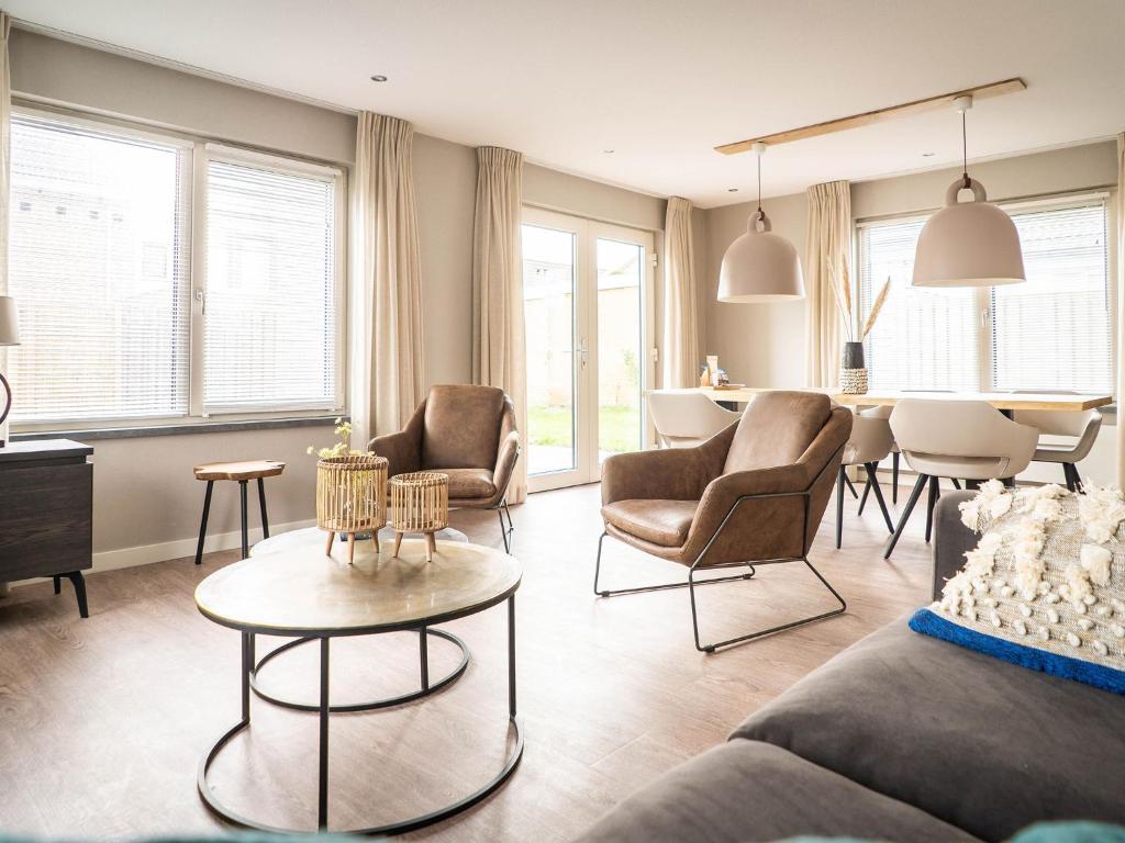 Spacious bungalow in the cosy village photo 3